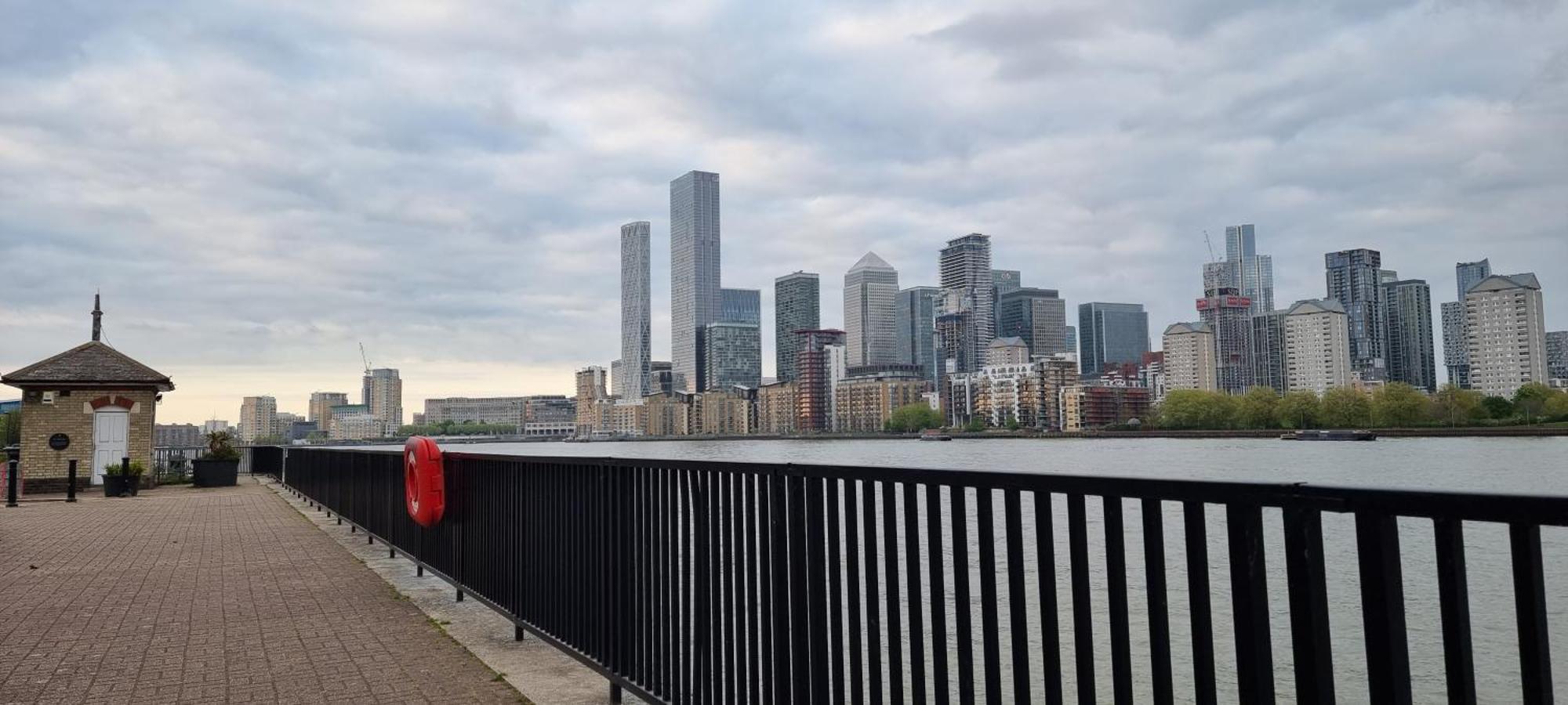 Riverside 3Br With Easy Transport 20Mins To City Centre 伦敦 外观 照片