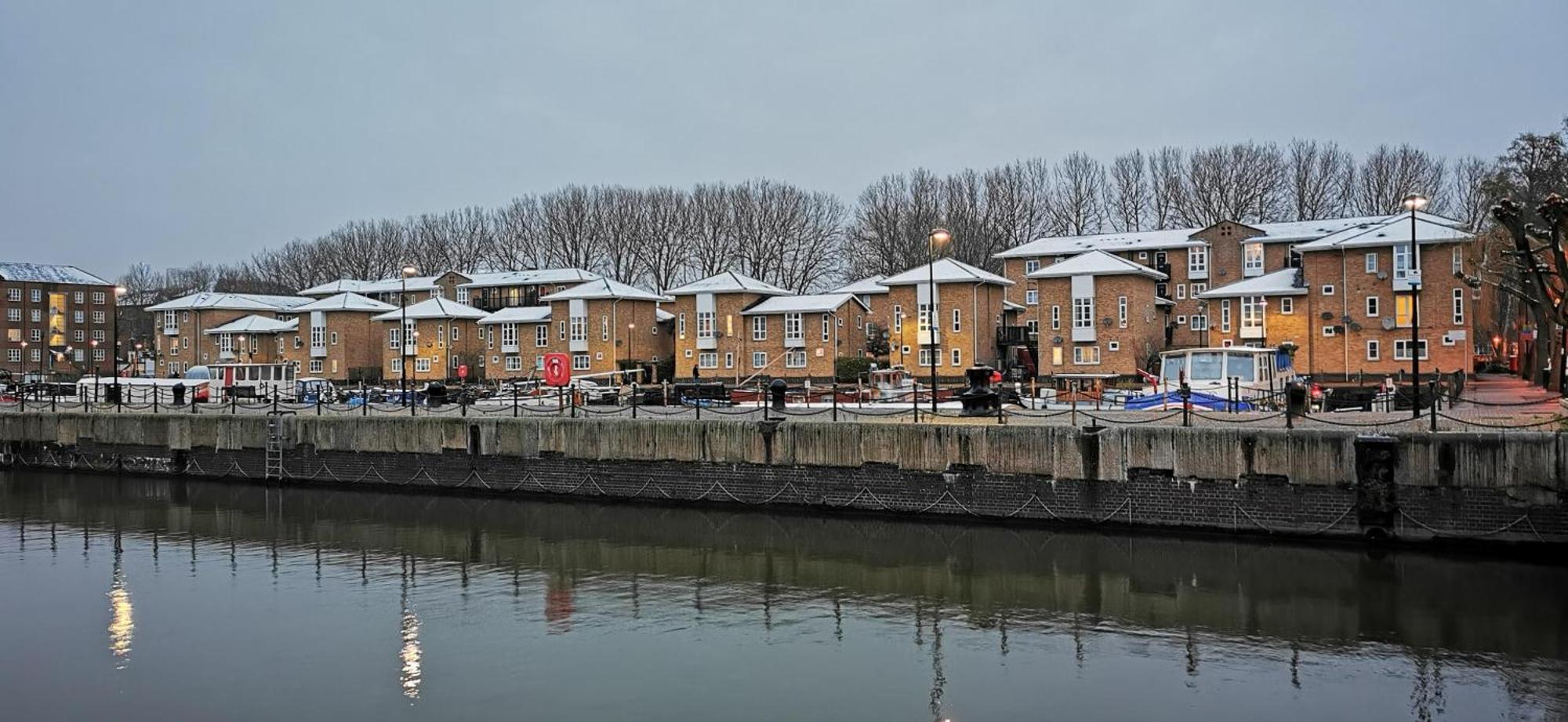 Riverside 3Br With Easy Transport 20Mins To City Centre 伦敦 外观 照片